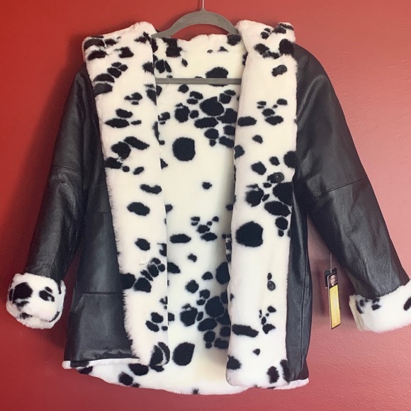 Large Kid’s Reversible Luxe Coat - Picture 3 of 5